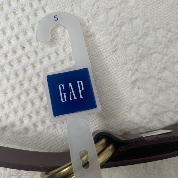 Gap Leather Belt - Picture 3 of 5